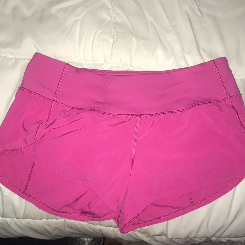 Lululemon shorts size 4